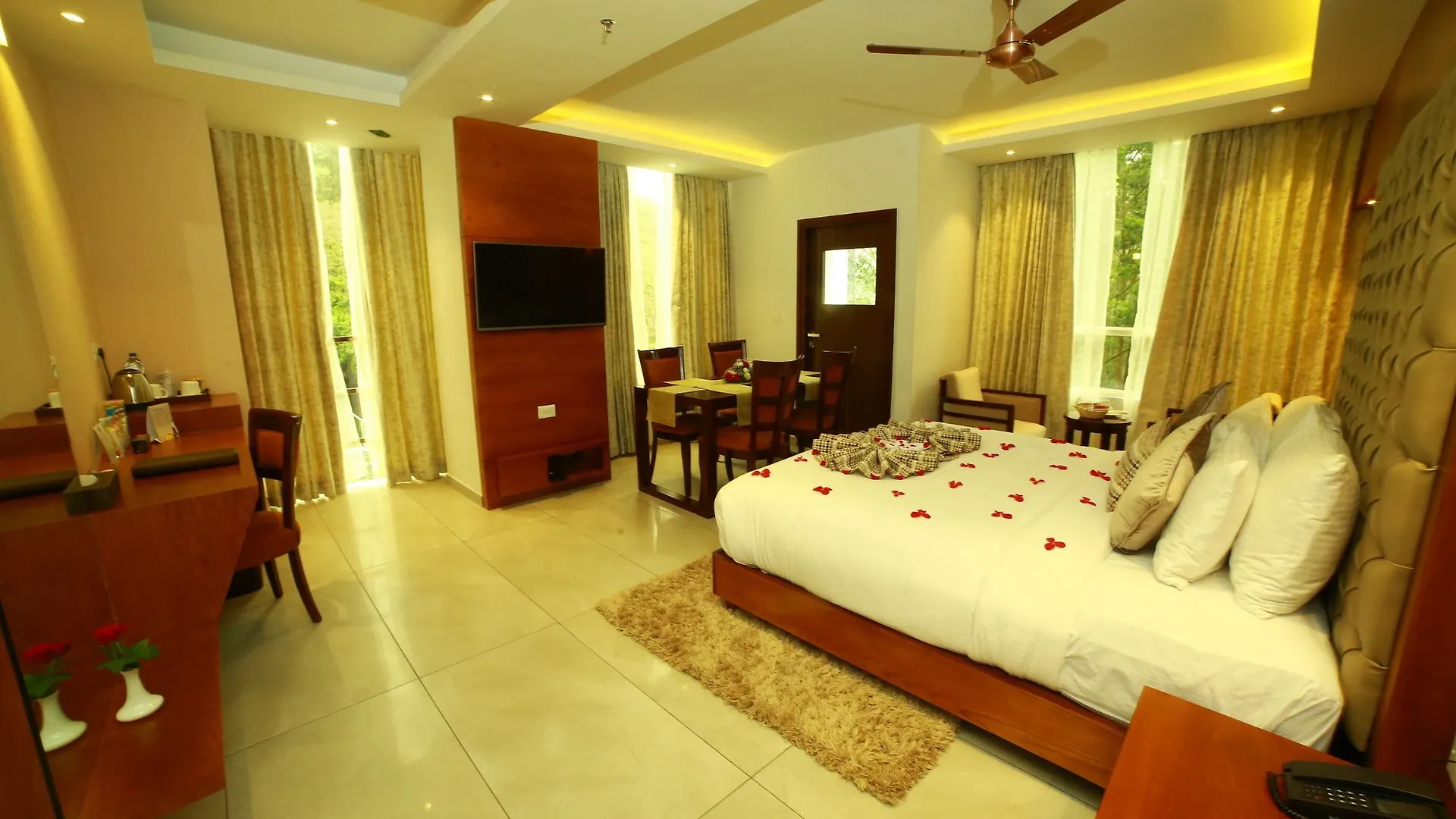 Blanket Hotel & Spa Munnar